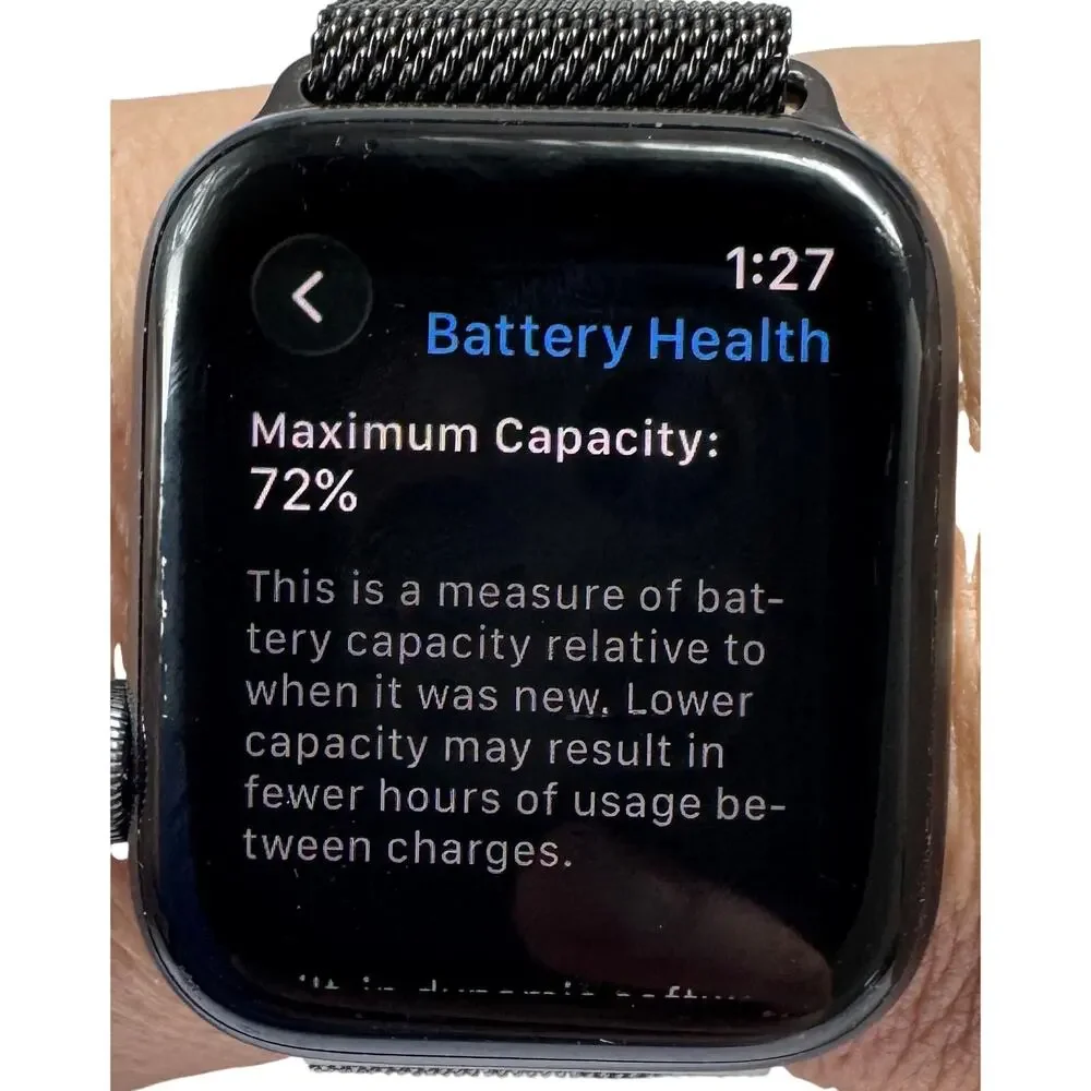 Apple Watch Series 6 | 44mm GPS+Cellular on Milanese Loop | Space Gray